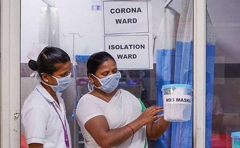 COVID-19 curve surges in Uttar Pradesh; Lucknow reports 325 fresh corona cases within 24 hrs