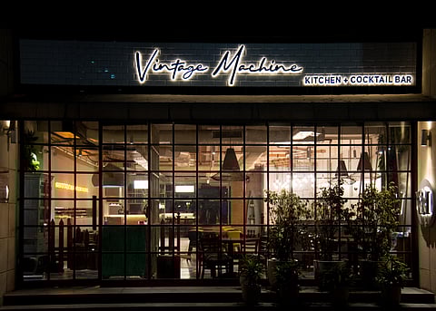 Lucknow's newest cocktail bar is all set to become a haven for boozeheads & coffee lovers alike!