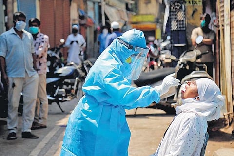Coronavirus recoveries surpass fresh cases in Lucknow; active caseload plunges to negative