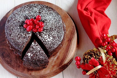 For some fresh-from-the-oven Plum cakes this Christmas, check out these 7 bakeries in Lucknow