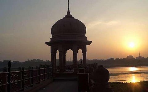 THIS Ghat in Lucknow will soon be developed as a movie shooting site; Details here!