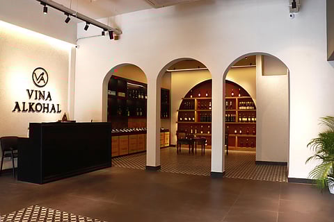 Booze o’clock just got longer! Premium liquor stores in Lucknow to open till 11 PM