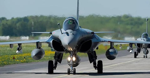 Fighter aircraft, Rafale will soon be able to take off & land at UP's Purvanchal Expressway