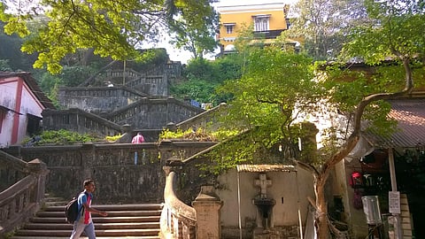 Presenting the best of the picturesque state, Altinho Hill is Goa's colourful treasure!