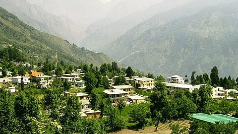 Trek to the scenic abode of Abbott Mount from Lucknow for a Himalayan retreat