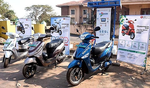 Goa encourages initiative of replacing old two-wheelers with e-bikes at subsidised costs!