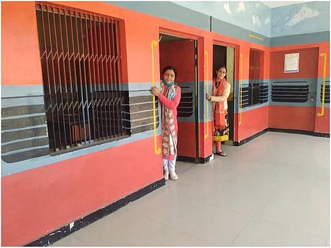 Next stop, Education: First of its kind, train coach-style school in Kanpur is wooing students!