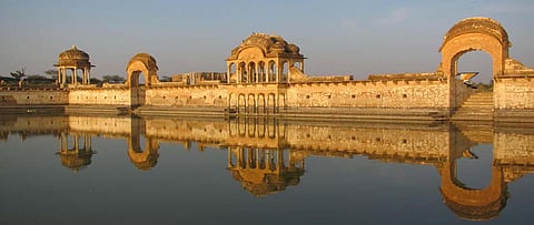 An oasis of beauty on the edge of Thar, head to Churu from Jaipur for a perfect weekend getaway!