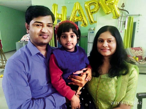 Lucknow-based gynaecologist makes city proud! Dr. Poonam Gautam secures 3rd rank in UPPSC PCS-2019