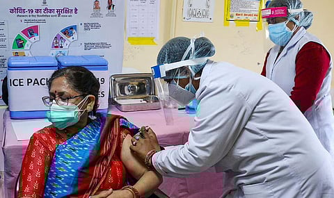 Govt vaccination centres allow walk-in registrations for COVID vax beneficiaries in UP