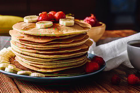 In the mood for pillowy pancakes? Check out these 5 places in Lucknow for your share!