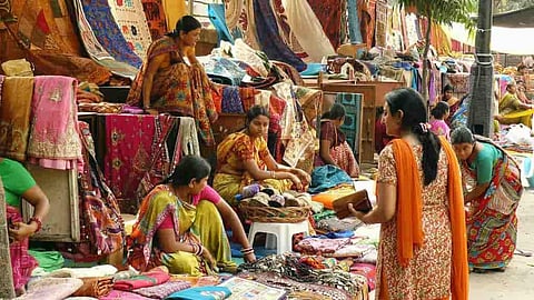 With only female buyers and sellers, Lucknow to welcome a special women's market soon!