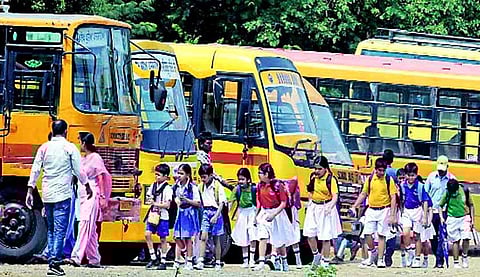Ensuring safety for kids, Lucknow Traffic Police mandates female attendant in all school buses