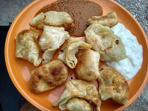 Wanna relish a plate of steaming hot momos in Kanpur? Trust THIS joint to shush your cravings