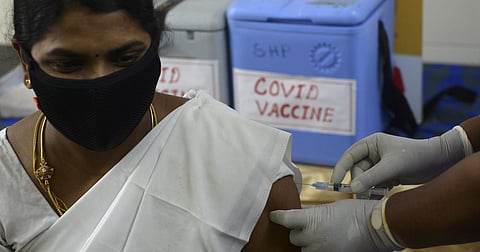 Indore gears up against COVID-19 spread, permits big hospitals to vaccinate up to 500 people daily