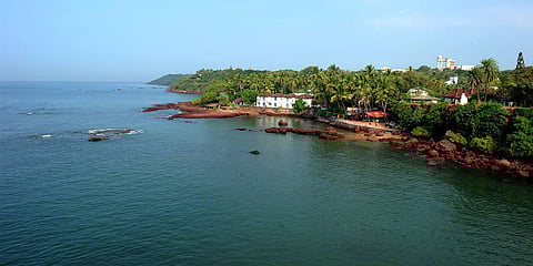 Famed as 'Lover's Paradise', Goa's Dona Paula Beach comes with a tragic backstory!