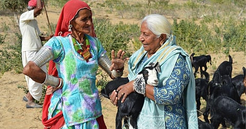 Banking on rural art form, this Rajasthan woman is paving the way for women empowerment!