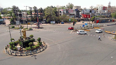 Weekly lockdown to now extend from Friday 8 PM till Tuesday 7 AM in Lucknow & other UP districts