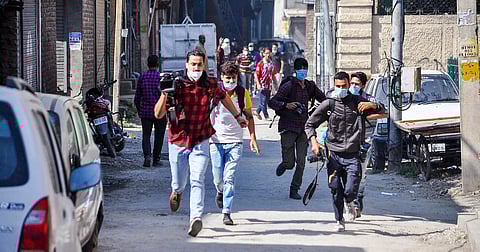 COVID vaccination drive to prioritize journalists & their families in Lucknow & other UP districts