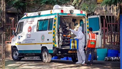 Private ambulances in Indore & other MP districts to now ferry COVID patients at subsidised fares!