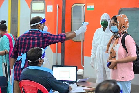 A negative RT-PCR COVID-19 test is now mandatory for those traveling to Goa by train