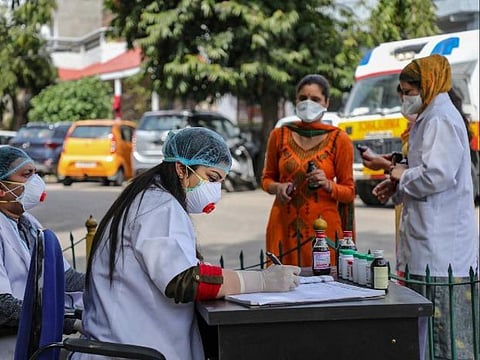 Lucknow's COVID graph descends further with 1,153 new infections on Tuesday