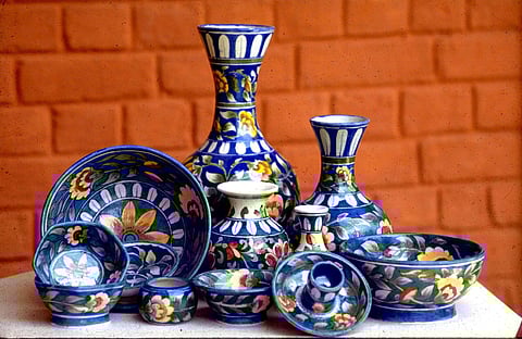 Know about THIS 'no clay' pottery of Jaipur which traces its origins to Turco-Persian tradition