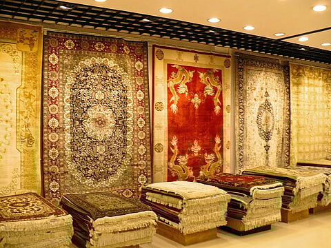 Unfolding how Jaipur became the hub for dhurrie weaving in Rajasthan!