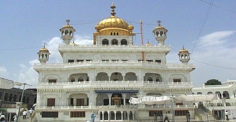 Lucknow's Alambagh Gurudwara buckles up to fight against the upcoming 3rd wave!