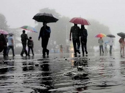 Heavy rains & thunderstorms mark the arrival of southwest monsoon in Mumbai today!