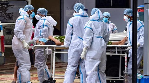 COVID cases witness a sudden rise across Mumbai & other Maha districts even as positivity dips