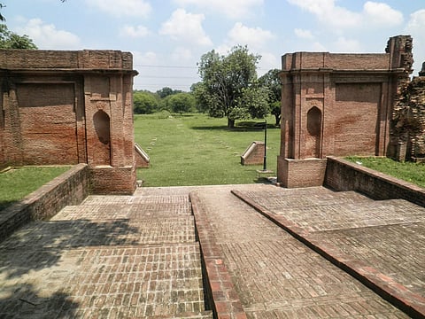 Peeking out of history windows, Vilayati Bagh in Lucknow scripts a story of lost beauty!