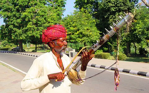 THIS 'demonic' instrument livens up Jaipur lanes & other old Rajasthani regions with its tunes