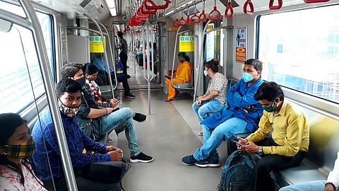 Ensure safe & secure travel in Lucknow Metro with THESE 7 tips from UPMRC!