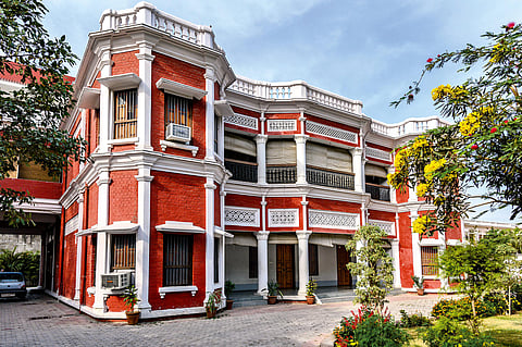 THIS institute in Lucknow is nurturing the artistic genius of local craftspersons!