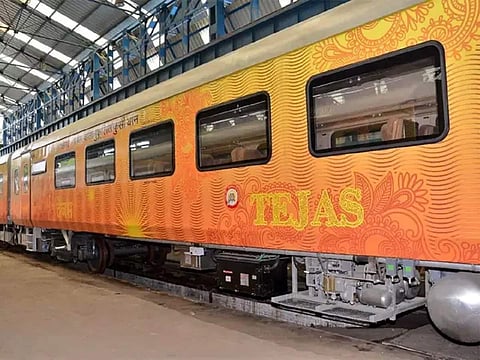 Mumbai-Ahmedabad & Lucknow-New Delhi Tejas Express trains to revive operations on August 7!