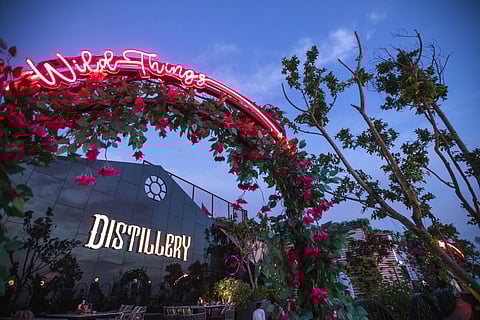 Lucknow's newest high-end bar, Distillery is recreating the Roaring Twenties in 2021!