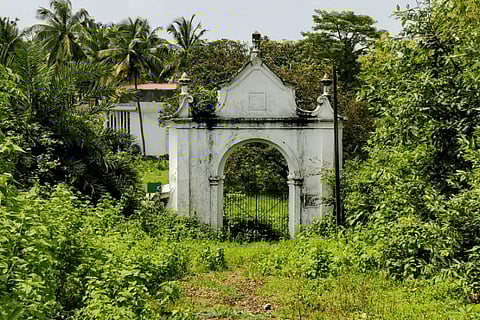 Unearthing the remnants of THIS historic cemetery in Goa!