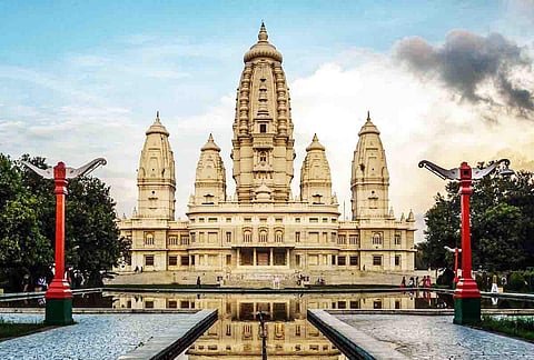Royal & radiant, Kanpur's JK Temple is a haven of architecture & spirituality!