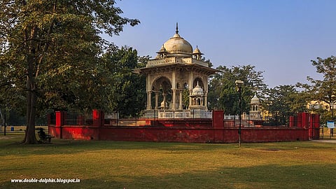 Hidden in Begum Hazrat Mahal Park, Lucknow's Victoria Memorial resounds with colonial history!