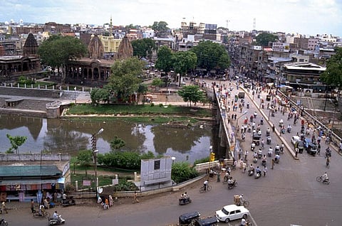 Indore Municipal Corporation to transform slums in the city into greener localities