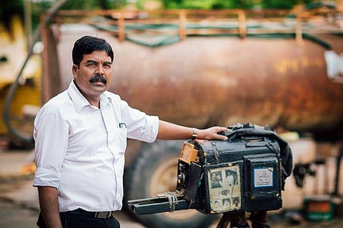 Jaipur's sepia-tinted history fades as its last street photographer struggles to make ends meet!