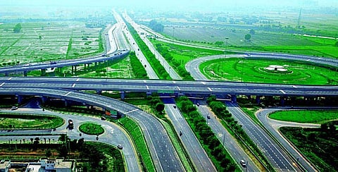 Lucknow-Kanpur expressway to be ready by 2024 fostering easier travel between 2 cities!