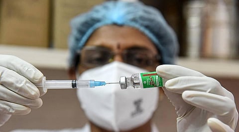 India creates a new world record with over 2.5 crore vaccinations in a single day on Friday!
