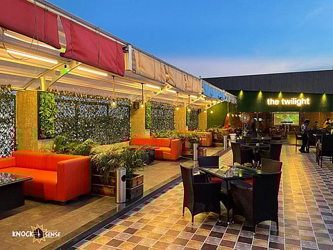 Here's a list of reasons that'll convince you to rewind at the twilight in Lucknow this weekend!