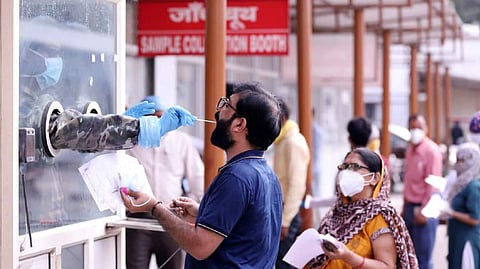 Amid the rising Omicron scare, 5 people test COVID positive in Kanpur on Wednesday