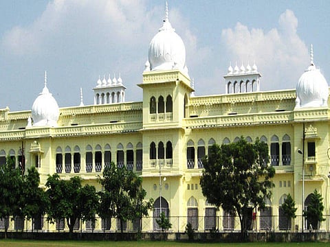 Lucknow University & affiliated colleges closed till Jan 16 due to a surge in COVID cases!