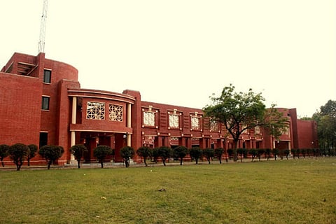 IIM Lucknow & Imarticus Learning start an online course in financial services & capital markets