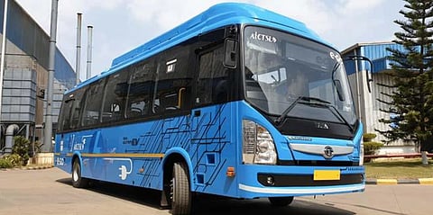 इंदौर में सार्वजनिक परिवहन प्रणाली को बेहतर बनाने के लिए चलाए जाएंगे इलेक्ट्रिक और सीएनजी वाहन