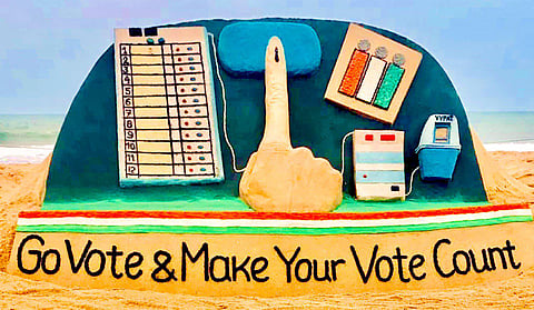 लखनऊ में इस बार वोटिंग के दिन दिव्यांगों, महिलाओं और बुजुर्गों के चलाई जाएंगी विशेष इलेक्ट्रिक बसें